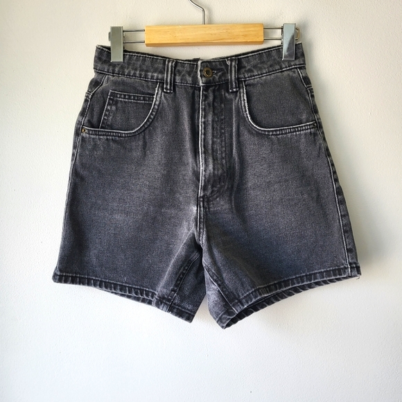 Zara black high waisted zipper fly jean shorts Size 2 - Picture 1 of 7
